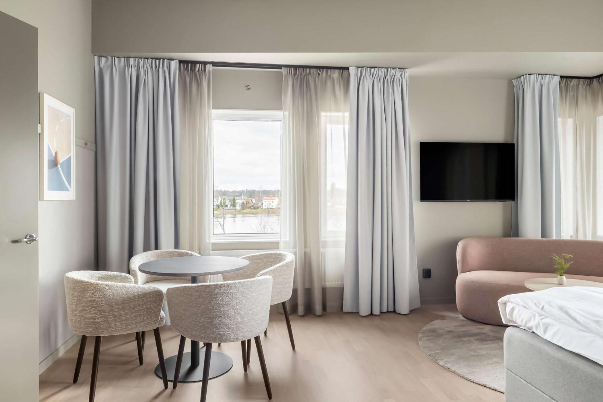 Hotel Aiden By Western Arena 3*